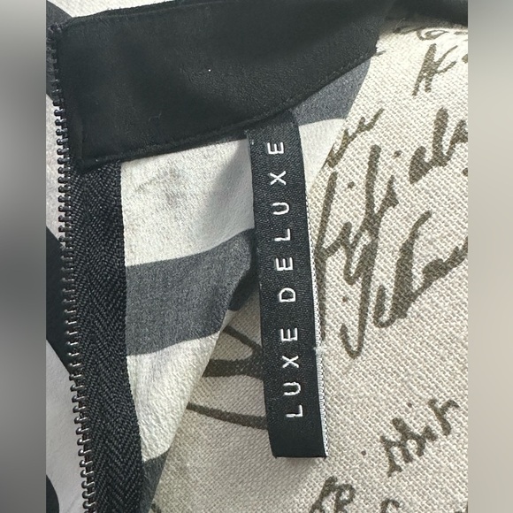 🖤✨ Luxe to Deluxe Striped Blouse - Size 10  ✨🖤 - Picture 6 of 12